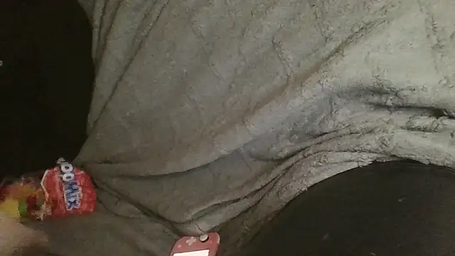 Snapshot of VioletxBlue chatting on January 14, 2026, 7:19 pm VioletxBlue online show from January 14, 2026, 7:19 pm