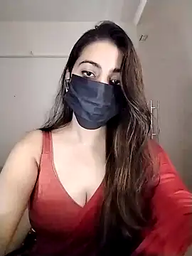 Priyanka998 online show from February 3, 2025, 2:34 pm