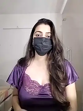 Priyanka998 online show from February 9, 2025, 7:30 pm