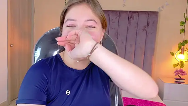 Dahlia Rousse online show from March 7, 2026, 5:37 am