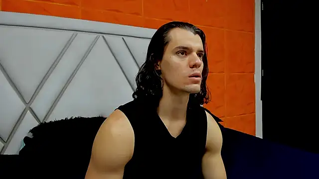 maxi styles online show from February 23, 2026, 11:40 am