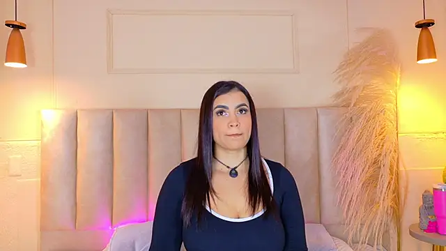 AlynAllen online show from April 21, 2026, 6:55 pm