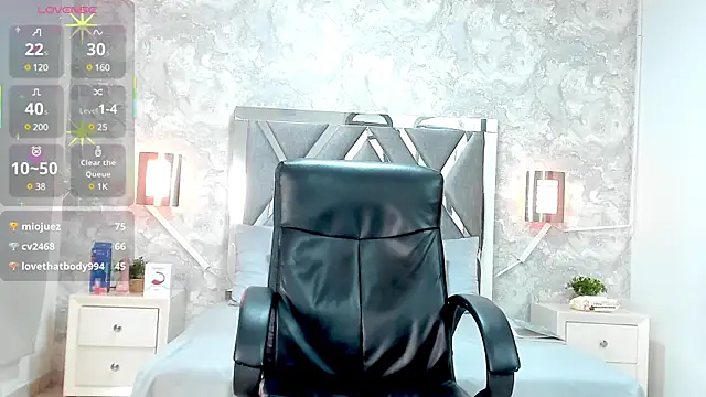 Snapshot of Luxury_Woman chatting on February 12, 2025, 7:24 pm Luxury Woman online show from February 12, 2025, 7:24 pm