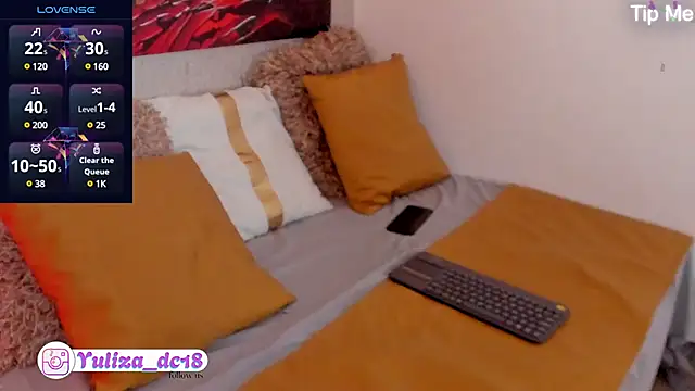 Snapshot of Luxury_Woman chatting on March 18, 2025, 8:26 pm Luxury Woman online show from March 18, 2025, 8:26 pm