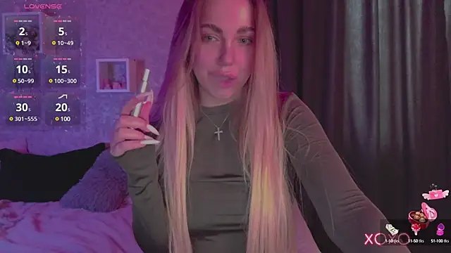 Snapshot of Mika_Rayy chatting on February 14, 2025, 6:02 am Mika Rayy online show from February 14, 2025, 6:02 am