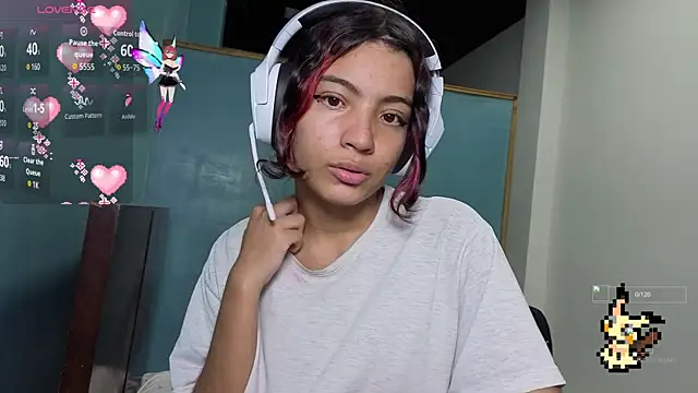 Lovelyamyy online show from November 3, 2025, 3:41 am