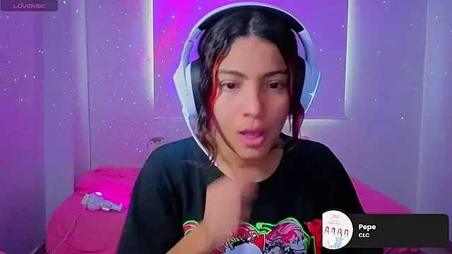 Lovelyamyy online show from December 13, 2025, 10:15 pm