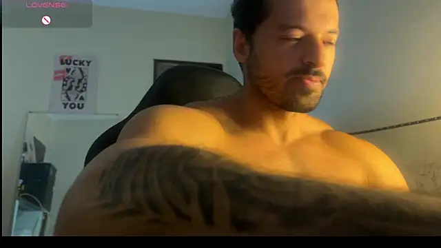 Lucasfit24 online show from March 4, 2026, 2:12 pm