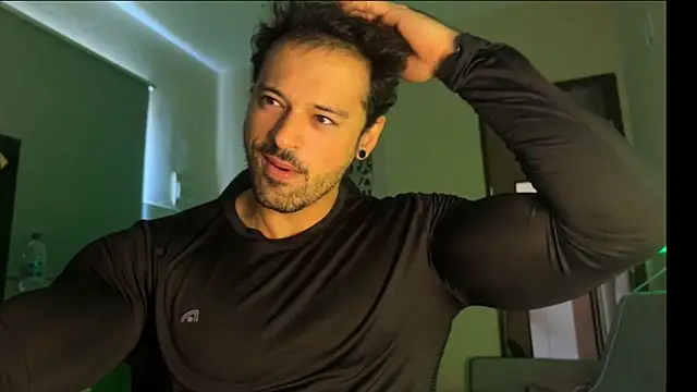 Snapshot of Lucasfit24 chatting on April 16, 2026, 2:51 pm Lucasfit24 online show from April 16, 2026, 2:51 pm