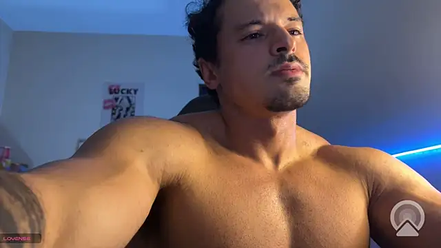 Snapshot of Lucasfit24 chatting on May 7, 2026, 12:49 am Lucasfit24 online show from May 7, 2026, 12:49 am