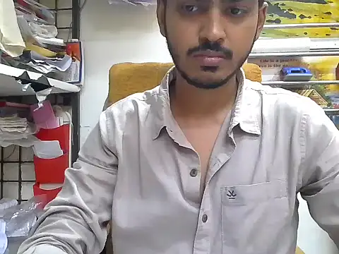 Snapshot of cute_modell chatting on September 27, 2025, 12:32 pm cute modell online show from September 27, 2025, 12:32 pm