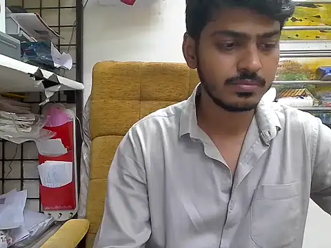 Snapshot of cute_modell chatting on October 30, 2025, 12:06 pm cute modell online show from October 30, 2025, 12:06 pm