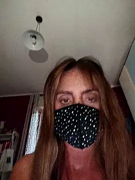 Snapshot of Akemi_rossi chatting on September 15, 2025, 10:26 am Akemi rossi online show from September 15, 2025, 10:26 am