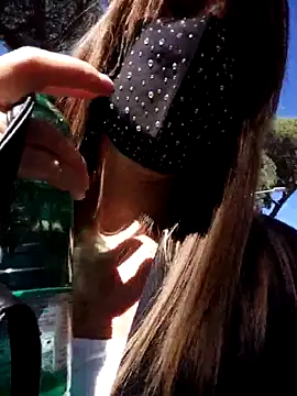 Snapshot of Akemi_rossi chatting on October 6, 2025, 12:02 pm Akemi rossi online show from October 6, 2025, 12:02 pm