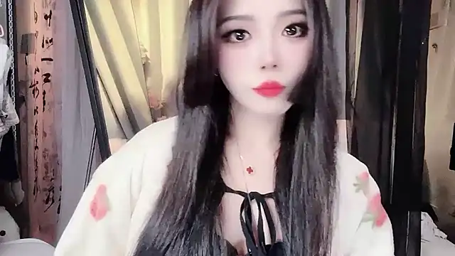 Snapshot of ying-love520 chatting on November 5, 2025, 11:43 am ying-love520 online show from November 5, 2025, 11:43 am