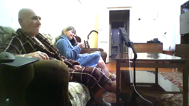 LoverCoupxl online show from December 20, 2025, 2:02 pm