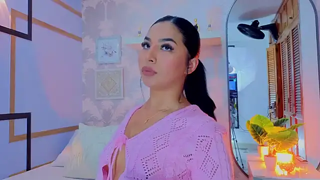 CharlotteGraay online show from March 9, 2026, 8:02 pm