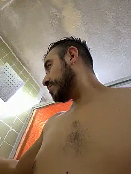 Snapshot of leonardohot1987 chatting on December 3, 2025, 7:01 pm leonardohot1987 online show from December 3, 2025, 7:01 pm