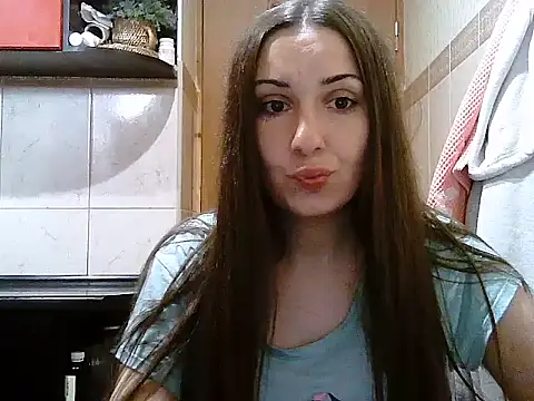 Snapshot of Yuliia30 chatting on September 24, 2025, 2:09 pm Yuliia30 online show from September 24, 2025, 2:09 pm