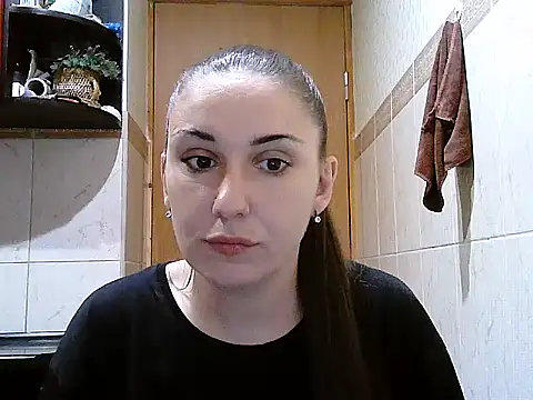 Snapshot of Yuliia30 chatting on October 5, 2025, 3:21 pm Yuliia30 online show from October 5, 2025, 3:21 pm