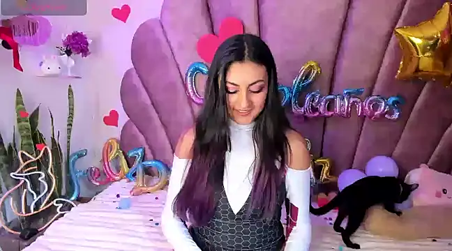 Snapshot of sweetfoxy_17 chatting on February 25, 2025, 6:09 pm sweetfoxy 17 online show from February 25, 2025, 6:09 pm