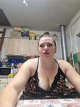 Snapshot of Jyleta chatting on July 2, 2026, 8:59 pm Jyleta online show from July 2, 2026, 8:59 pm