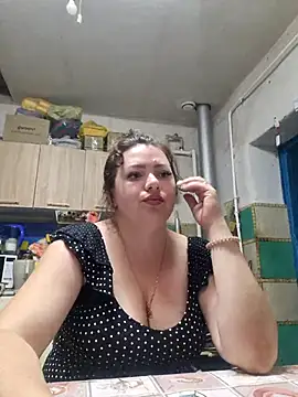 Snapshot of Jyleta chatting on July 4, 2026, 9:43 pm Jyleta online show from July 4, 2026, 9:43 pm