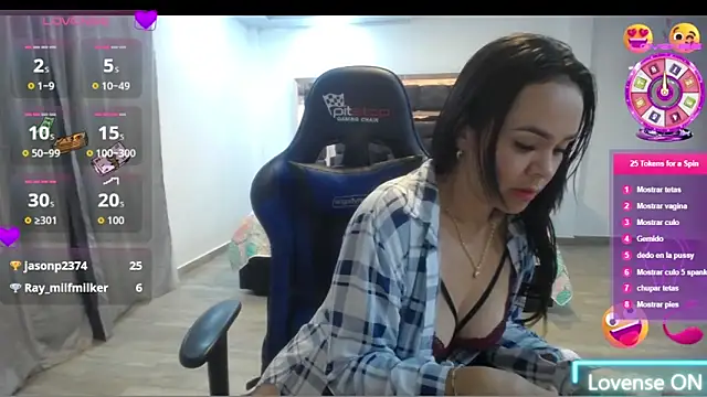 Snapshot of Francheskasmile chatting on September 10, 2025, 5:29 am Francheskasmile online show from September 10, 2025, 5:29 am