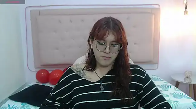 kathepickmanx online show from February 15, 2025, 3:20 am