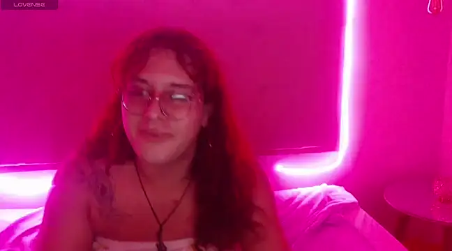 kathepickmanx online show from March 4, 2025, 6:26 am