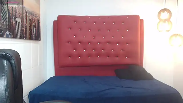 kathepickmanx online show from December 3, 2025, 3:47 am