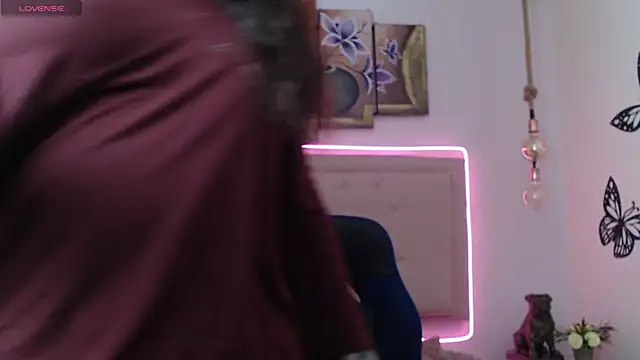 kathepickmanx online show from April 12, 2026, 3:44 am