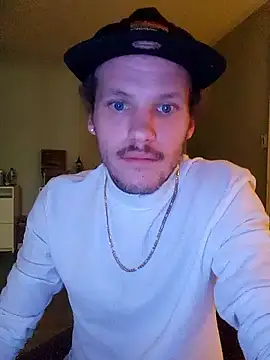 Snapshot of SoxxyNsh chatting on March 5, 2025, 3:29 am SoxxyNsh online show from March 5, 2025, 3:29 am