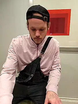 Snapshot of SoxxyNsh chatting on March 1, 2026, 11:18 pm SoxxyNsh online show from March 1, 2026, 11:18 pm