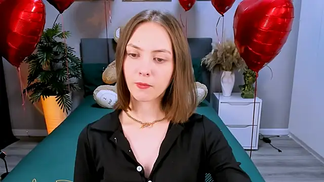 Snapshot of JesssWalker chatting on February 19, 2025, 1:39 pm JesssWalker online show from February 19, 2025, 1:39 pm