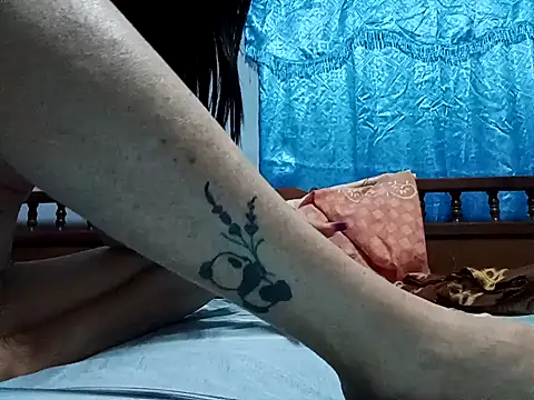 Zuzell Sweet online show from February 9, 2025, 4:57 am