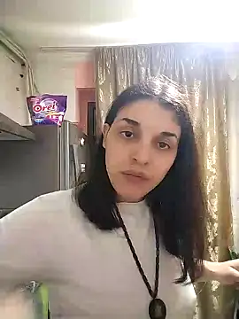 Rosanna Rennie online show from February 12, 2025, 4:44 pm