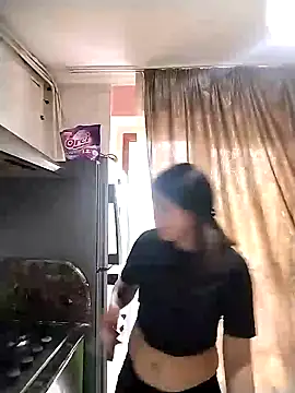 Rosanna Rennie online show from February 19, 2025, 10:56 am