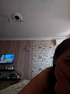 Rosanna Rennie online show from February 23, 2025, 1:42 pm