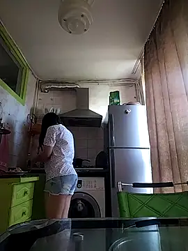 Rosanna Rennie online show from March 12, 2025, 9:23 am