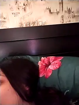 Rosanna Rennie online show from March 21, 2025, 2:18 pm