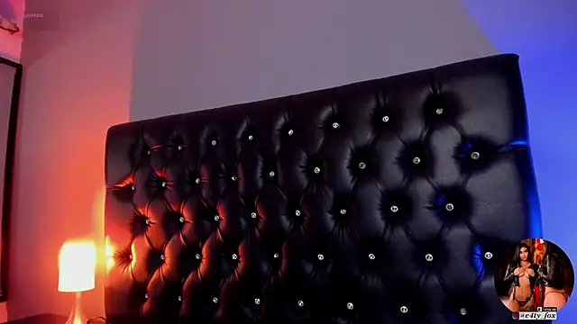 Catty Foxx online show from February 26, 2025, 2:03 pm