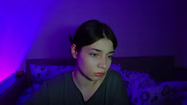 CassJonn online show from December 1, 2025, 4:23 pm