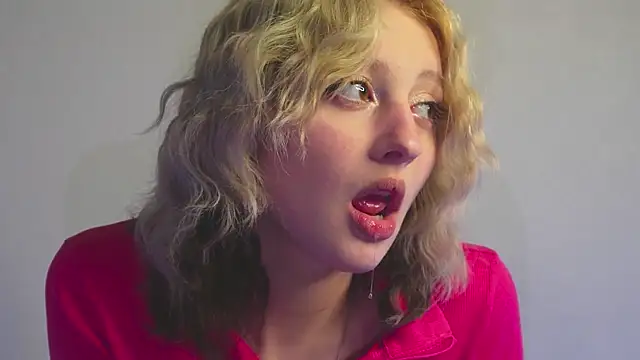 milasmiu online show from January 23, 2025, 6:14 pm