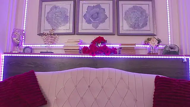 BustyEva  online show from March 4, 2026, 4:40 am