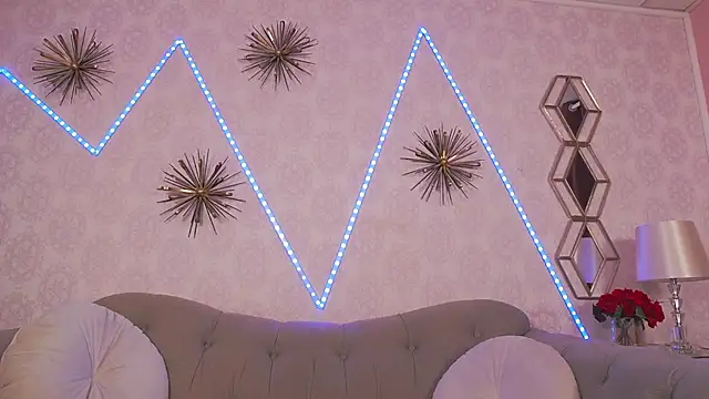 BustyEva  online show from April 10, 2026, 3:23 am