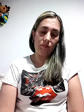 CHARLOTTE 1711 online show from February 5, 2026, 4:28 am