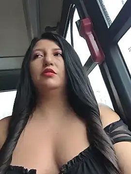 Snapshot of Melyy_Edii chatting on June 9, 2026, 7:03 pm Melyy Edii online show from June 9, 2026, 7:03 pm