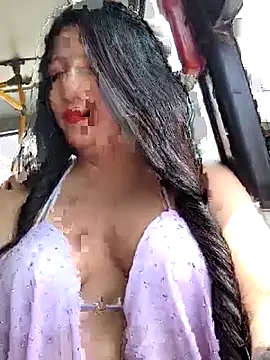 Snapshot of Melyy_Edii chatting on June 14, 2026, 5:37 pm Melyy Edii online show from June 14, 2026, 5:37 pm