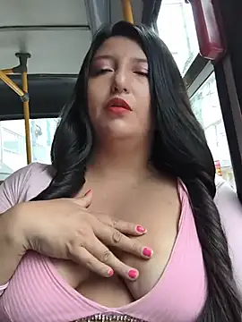Snapshot of Melyy_Edii chatting on July 2, 2026, 7:09 pm Melyy Edii online show from July 2, 2026, 7:09 pm